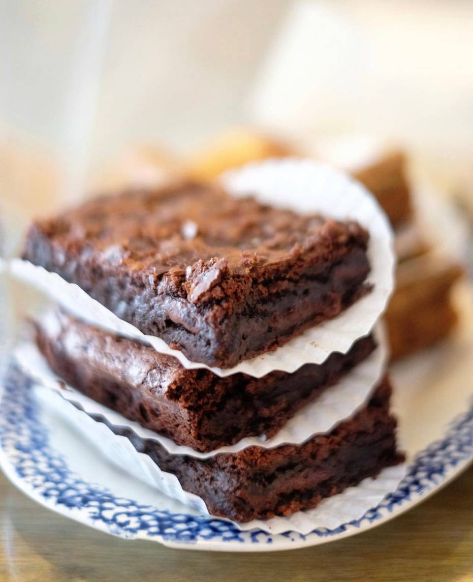 Jaslyn Cakes brownies