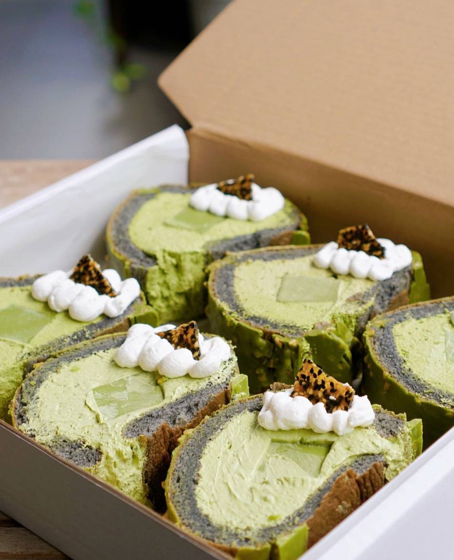 Matcha cakes and pastries