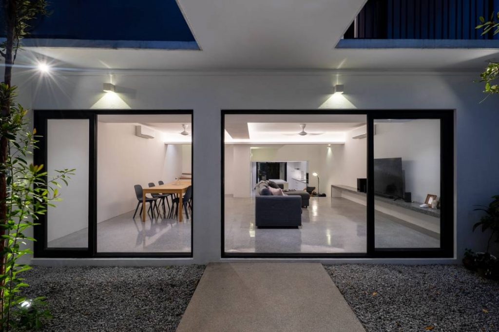 Terrace house in Kuala Lumpur redesigned by architect