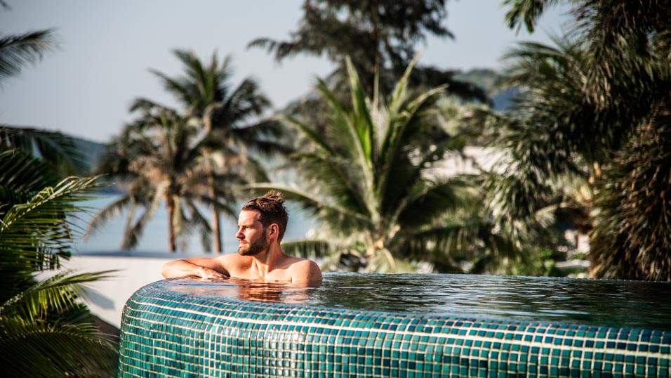 Kuala Lumpur Hotels with Swimming Pools