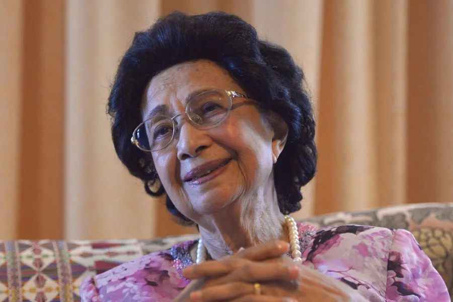 Tun Dr Siti Hasmah